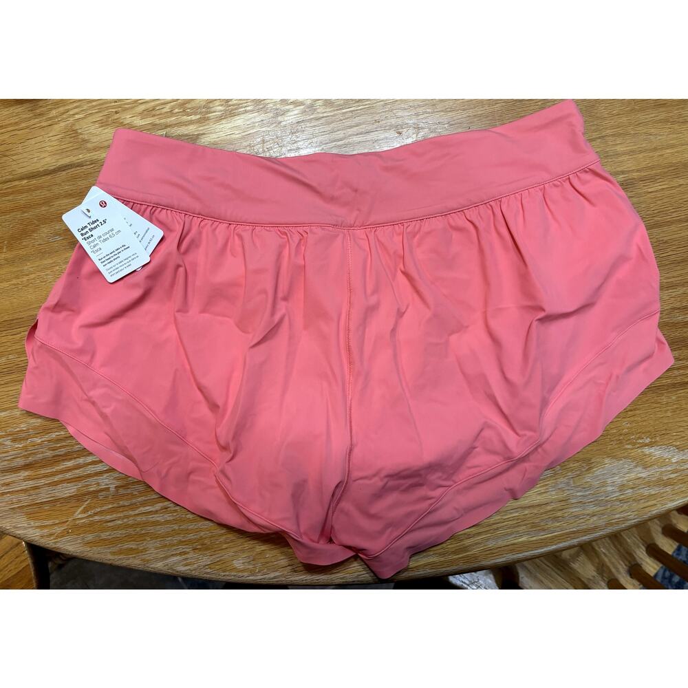 NWT Lululemon Calm Tides Run Short 2.5" Size 10